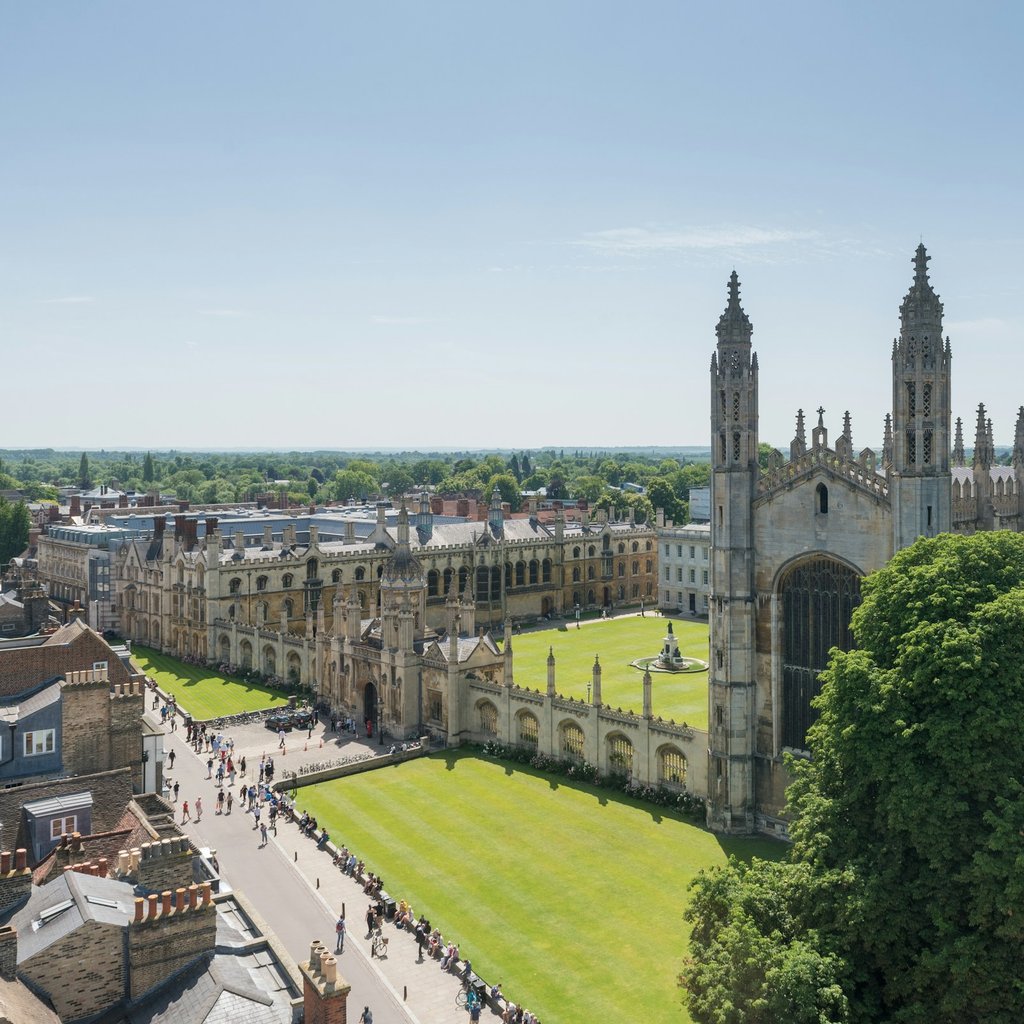 Cambridge Audio Tour: Echoes of Genius Along College Courts