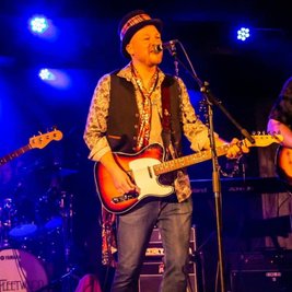 Tam Petty and the Heartfakers live at the Rum Shack
