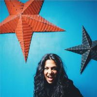 Sari Schorr