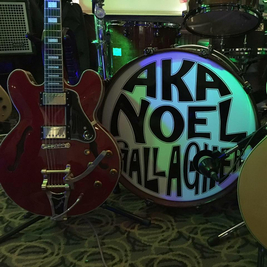 Noel Gallagher and Oasis tribute