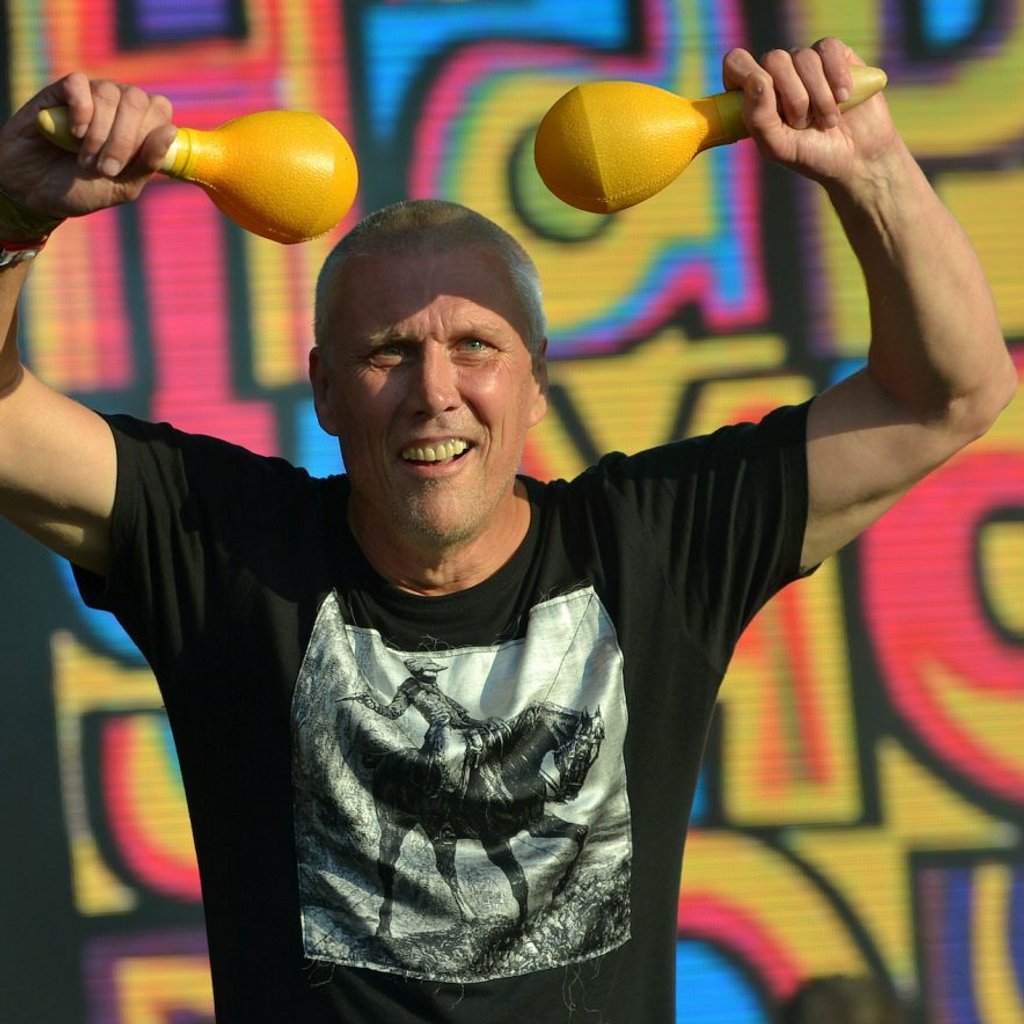 Bez's Big Day Out - Falkirk Image