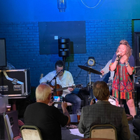 Bonnylou & Band at The Rhodehouse