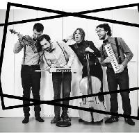 Decostruttori Postmodernisti: In The Beginning Was The Sound