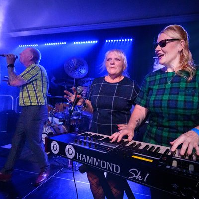 The DekkerTones - Facebar, Reading 2025