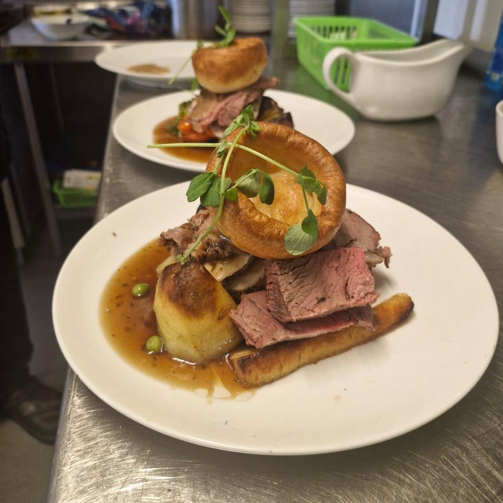 SIPS & GIGGLES: Bottomless Brunch Fridays & Saturdays, 20 November | Event in Newport | AllEvents