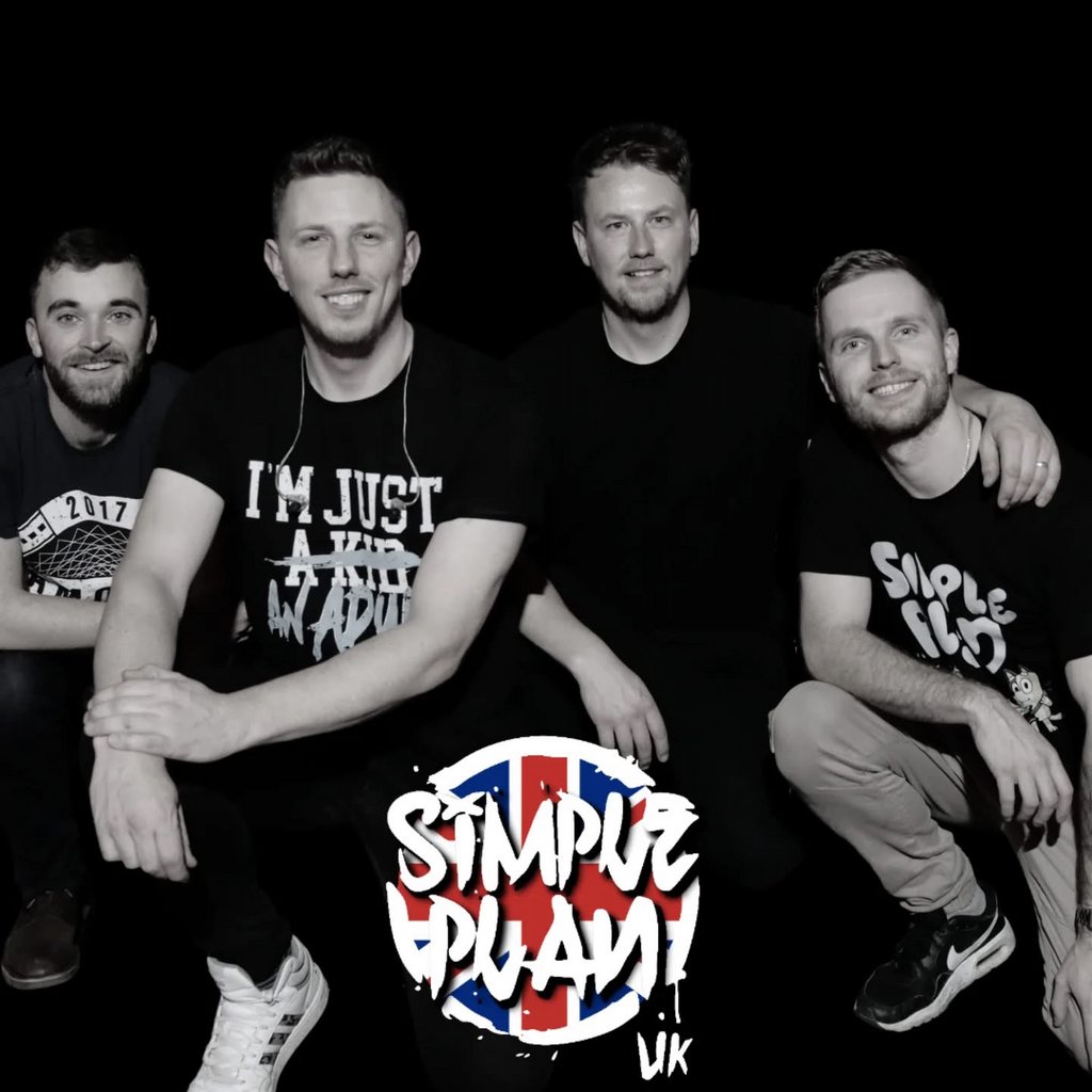 Simple Plan UK, Courtnay Reddy as Avril Lavigne & Me You at Six! Image
