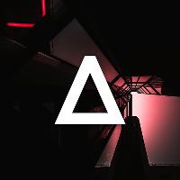 Uppstar Live Presents: Jeremy Olander & Mia Mendi at District