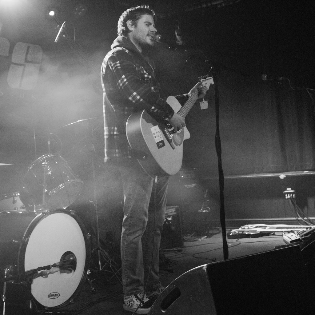 Acoustic Night @ The Vic Derby — gig artwork