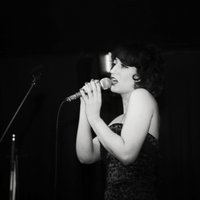 Global Sounds Presents: French Nights by Oriana Curls Trio