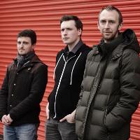 Kevin Mackenzie with Swing Trio