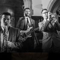 Join the thrilling Jazzbomb for Sunday lunch at Hideaway