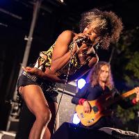 The Jalapeno Bop: Gizelle Smith / Flevans / The Allergies