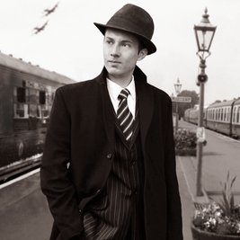 Stepping & Swinging: Songs of the 40s