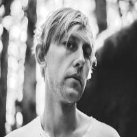 Live Music; Van William at Swedish American Hall