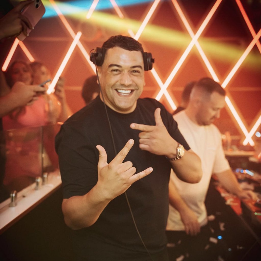 Free Guestlist - Freeze Hifi Presents Ian Longo vinyl set + More