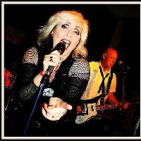Blondied at The Flowerpot