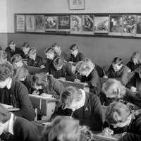 Are you smarter than a 10 year old? Quizbox at Boxpark Liverpool