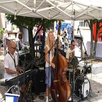 Nicola Farnon to kick off the Big Swing...