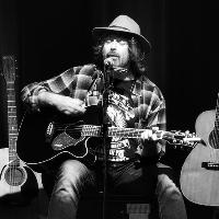 Ian McNabb (The Icicle Works) Solo Show at The Slaughtered Lamb