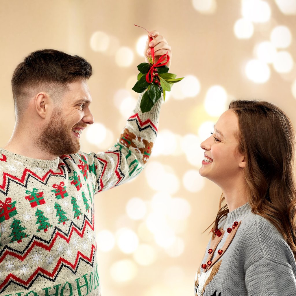 X-Mas Singles Party @ The Riverside, Vauxhall (Ages: 30+)
