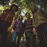 karma w/ frankie and the witch fingers