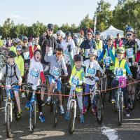 Pedal for Scotland - The Wee Jaunt Edinburgh at Linlithgow Peel (Palace)