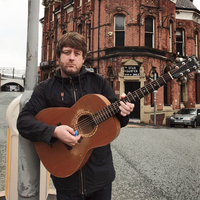 Danny Mahon at Gullivers