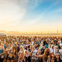 Clubland On The Beach