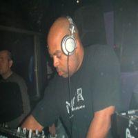 Simple pres. DJ Bone Simple pres. DJ Bone