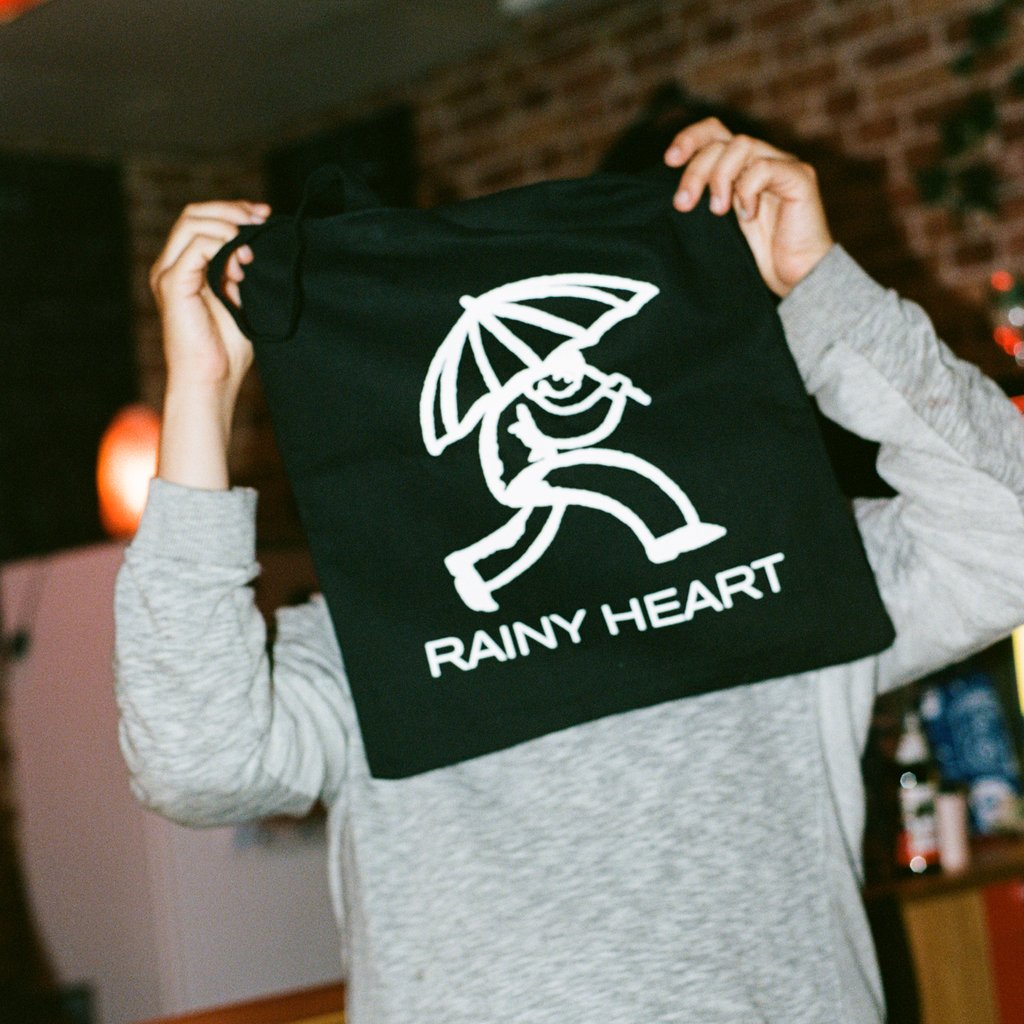 Rainy Heart – The Worlds Smallest Listening Bar?