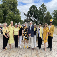 Wednesday Walking Tour at Swan Fountain On Waterside