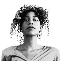 Charlotte Dos Santos at Village Underground