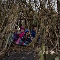 Wild Families - Den Village