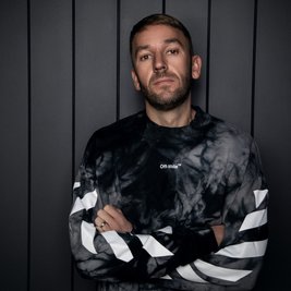 Danny Bond - The Essential NYE