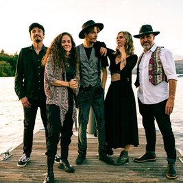 Meetwood Flac Live At Defiance Distillery