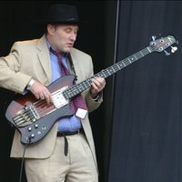 Jah Wobble & The Invaders of the Heart at The Roadmender