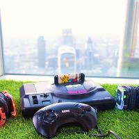 Silent Disco x Retro Gaming: A Penthouse Rooftop Soirée