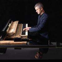 Beethoven - Moonlight Sonata by Candlelight at Manchester Cathedral