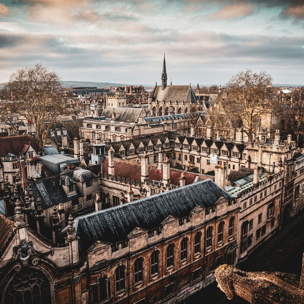 Oxford Audio Tour: Legends, Lions, and Lost Scholars