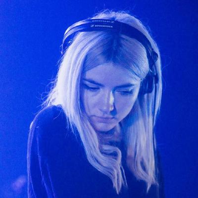Archive presents: Eclair Fifi