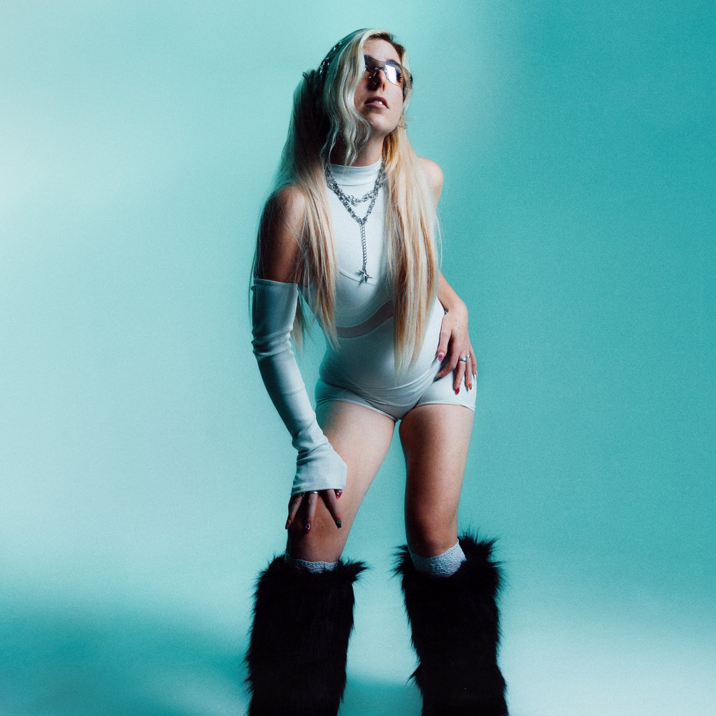 [IVY] Presents: XTÄSE