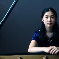 Lauren Zhang with Bath Philharmonia at The Forum