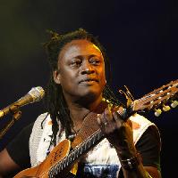 Habib Koité & Bamada + Sura Susso