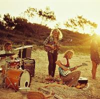 This Is Tmrw Present The Babe Rainbow (aus)