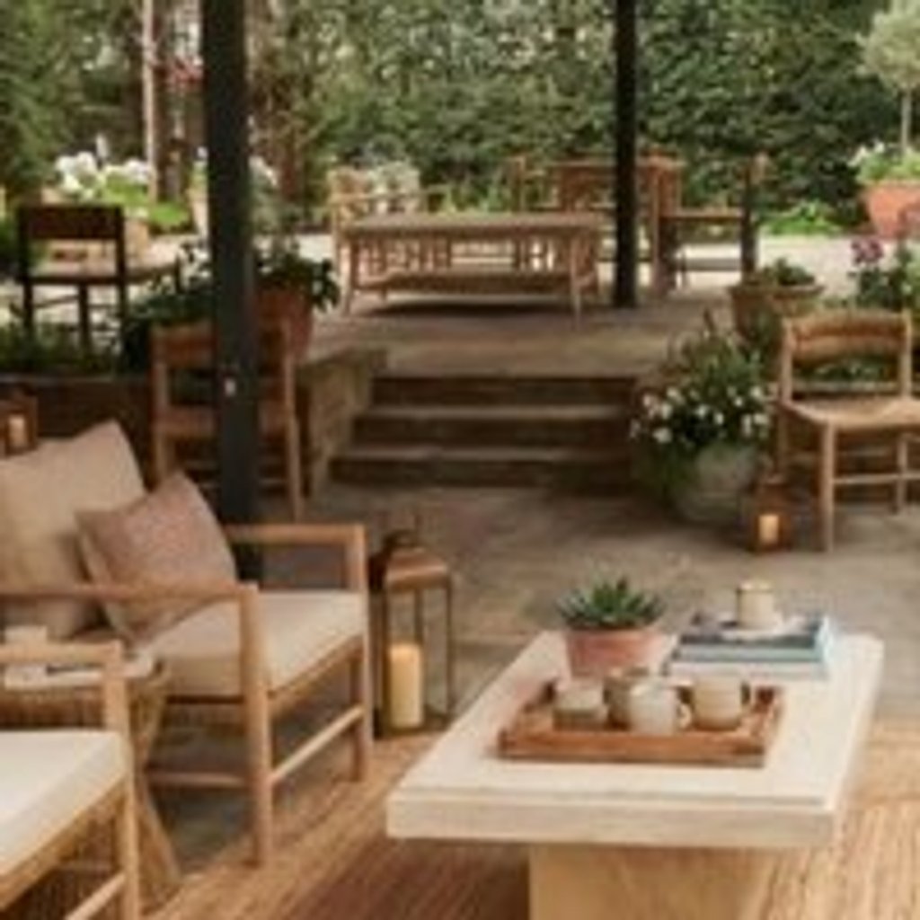 Sundowners Singles Social at a Stylish Terrace Bar