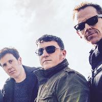 Owaysis (Oasis Tribute) / MK11 Milton Keynes / 16th August