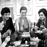 Le Club Fondue Present MDC at Hare And Hounds