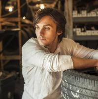 Charlie Worsham