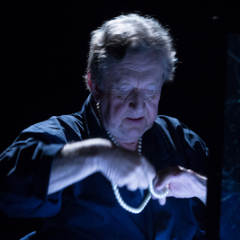 Pip Utton - PLAYING MAGGIE