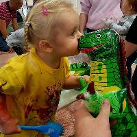 Dinosaur Detectives – Mess Around ROARSOME Messy Play Event, Rad